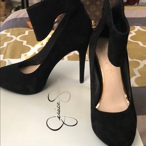 Beautiful black suede Jessica Simpson Heels